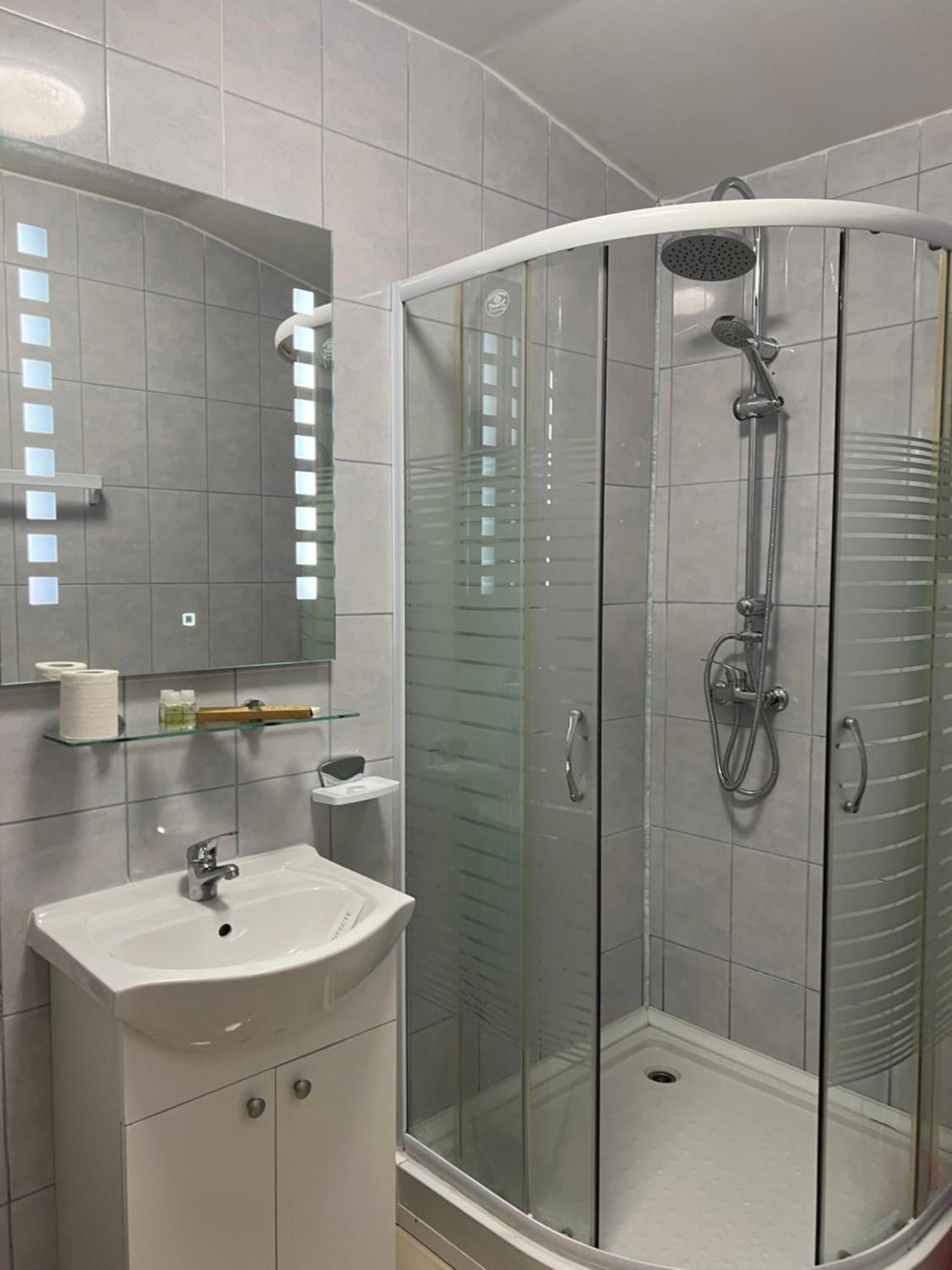 Apartamento Ndl Downtown Cluj-Napoca Exterior foto